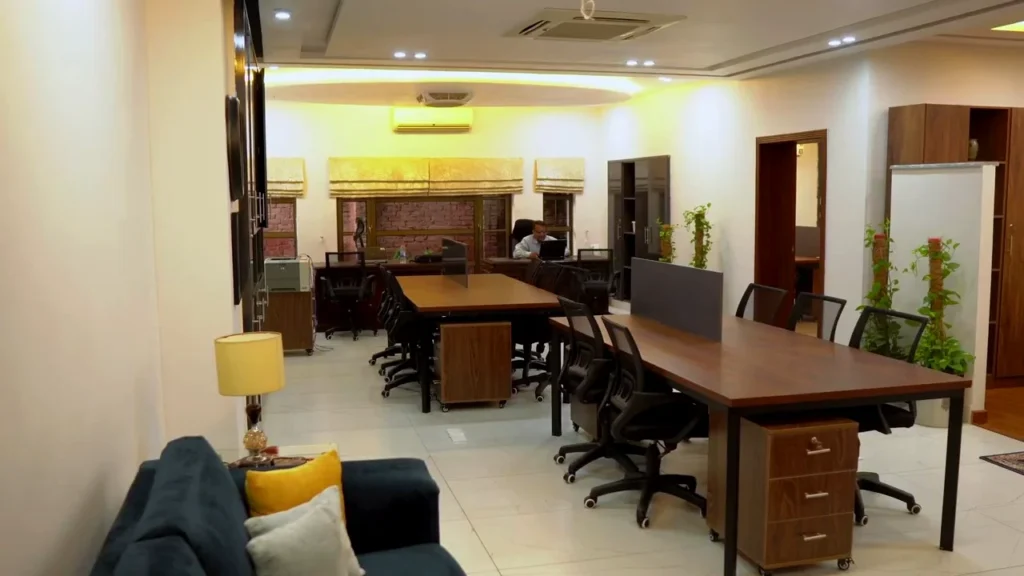 The meeting room at Lahore City College