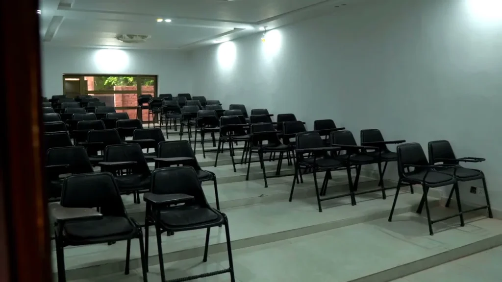 A lecture hall at Lahore City College